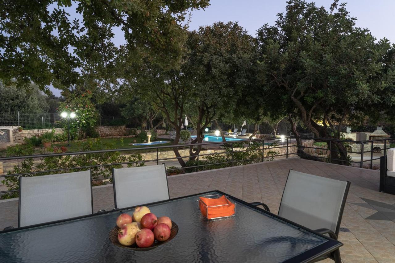 Villa Archodia - With Private Pool Prines  ภายนอก รูปภาพ
